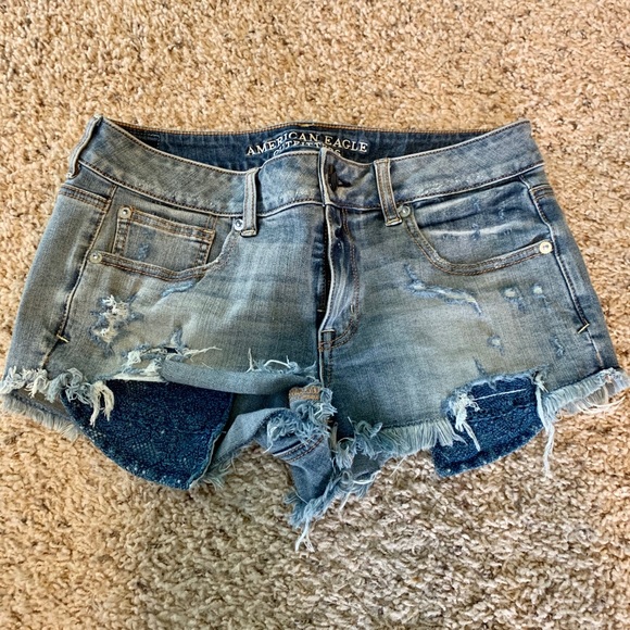 American Eagle Outfitters Pants - ✨ jean shorts!